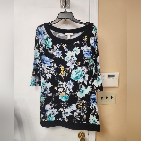 White House Black Market Tunic Top Size M Multicolor Boat Neck 3/4 Bell Sleeve - Picture 2 of 4